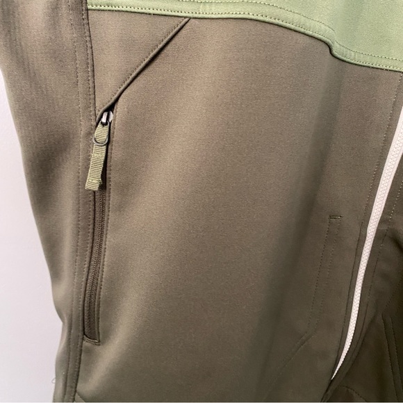 The North Face Men's Apex Canyonwall Full Zip Softshell Jacket Green - Picture 2 of 7